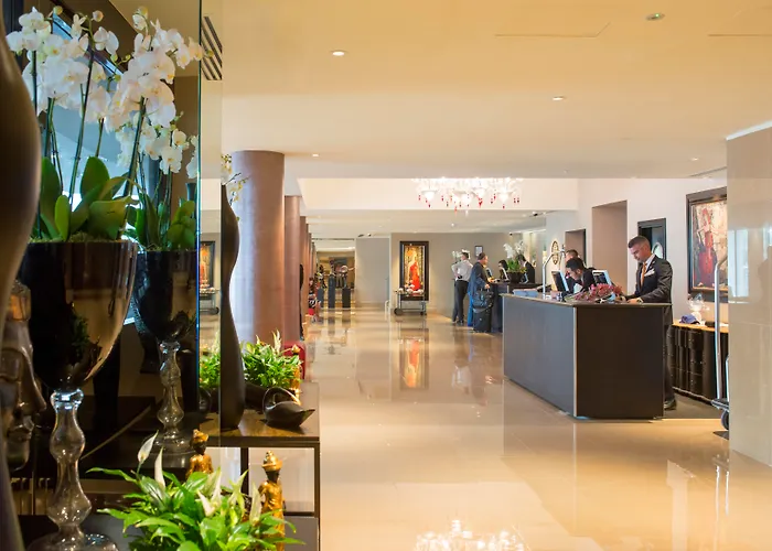 Hotel casino: The May Fair, A Radisson Collection Hotel, Mayfair London