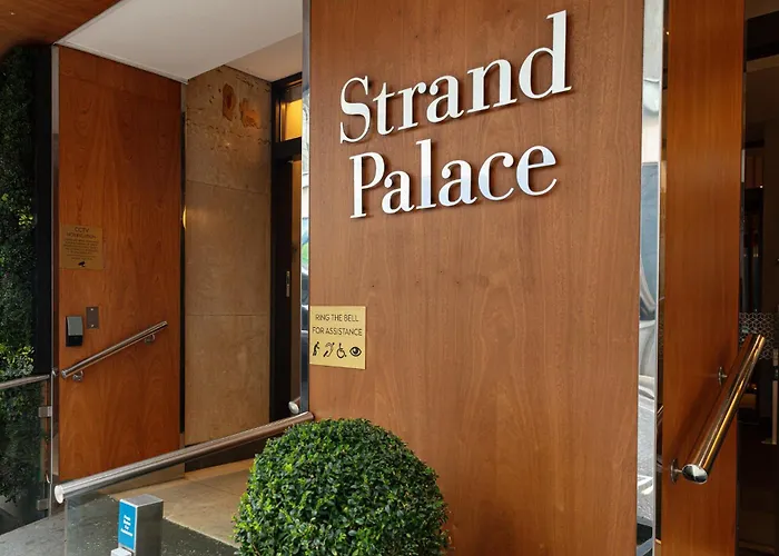 Strand Palace