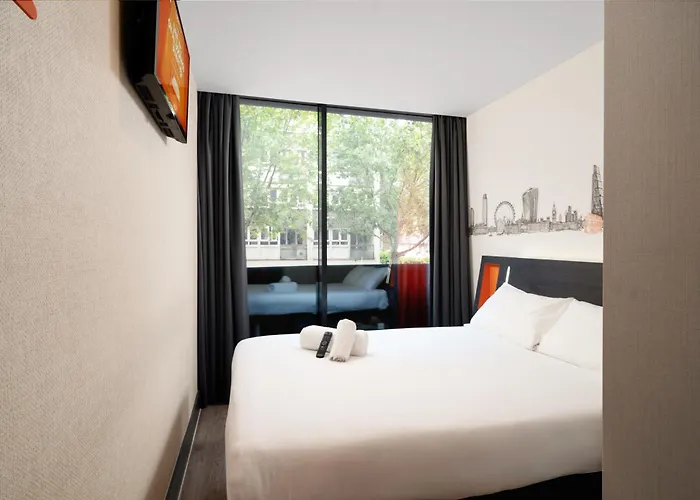  Easyhotel London City Shoreditch