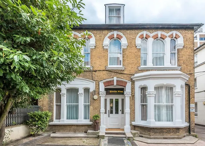 3-Sterne-Hotel: Queens Drive Hotel At Finsbury Park