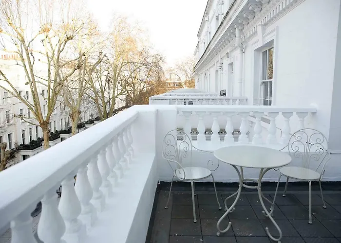 Beautiful One Bedroom Walking Distance To Paddington And Hyde Park